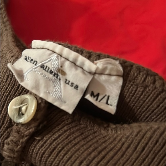 Vintage Allen and Allen buttoned down vest in cocoa brown. - Picture 6 of 6